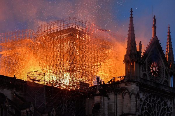 Notre Dame en flammes