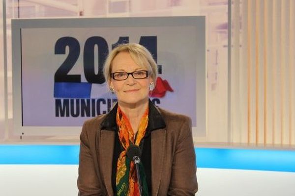 Hélène Mandroux, ancien maire PS de Montpellier, sur le plateau du journal de France 3 - 28 mars 2014.