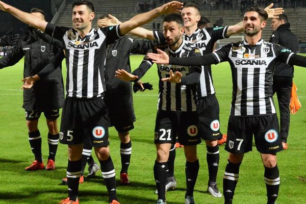 Angers SCO affronte le PSG mardi 1er décembre 2015 à  guichets fermés