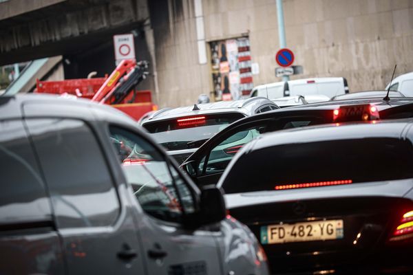 Les bouchons ont atteint près de 400 km en Île-de-France.