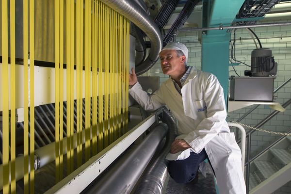 Philippe Heimburger, dans l'entreprise des pâtes Grand'mère à Marlenheim.