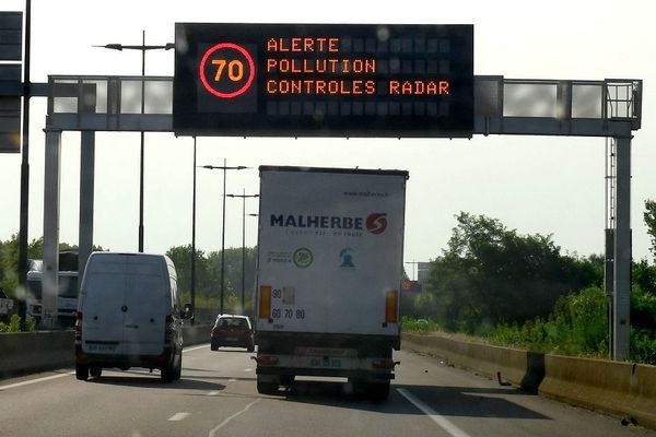 Même à de faibles concentrations, les polluants atmosphériques représentent un danger pour la santé, alerte l'OMS. Les seuils de référence en Occitanie sont souvent dépassés.