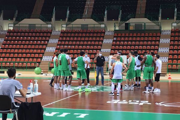 Le Limoges CSP se prépare pour la reprise du championnat de France.