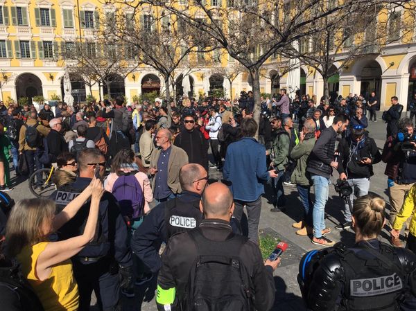 Mobilisation Des Gilets Jaunes A Nice Des Rassemblements Malgre Les Interdictions