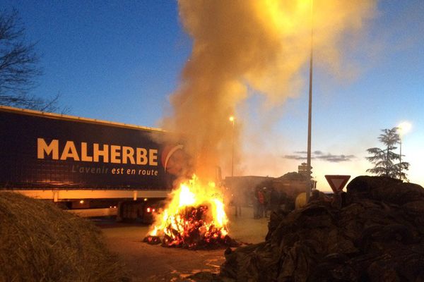 Le blocage d'un rond-point de Vannes