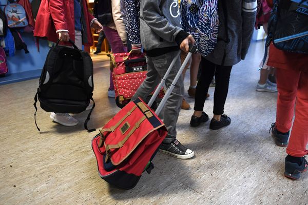 Les 1 607 écoliers de primaire et maternelle des 11 écoles d'Aurillac auront toujours cours le mercredi matin.