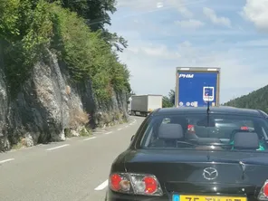 Les frontaliers pris dans les bouchons à la frontière entre le Doubs et la Suisse