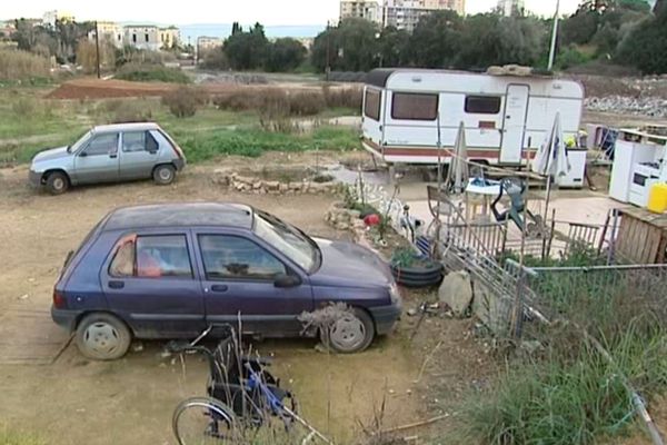 C'est dans cette voiture que vivait Jorg depuis trois ans.