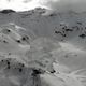 L'avalanche, qui s'est étendue sur près de 700 mètres, a touché une gare d'arrivée de télésiège à Val Cenis, en Savoie.