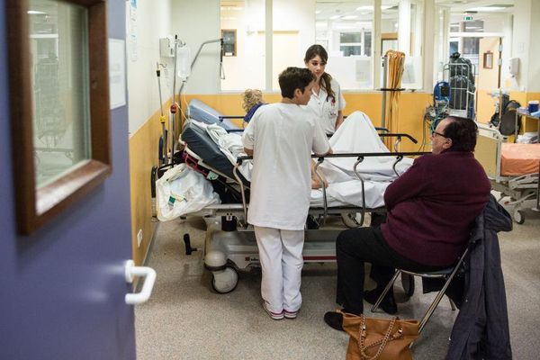 Dans le service d'urgences de l'hôpital d'Argenteuil (Val-d'Oise)