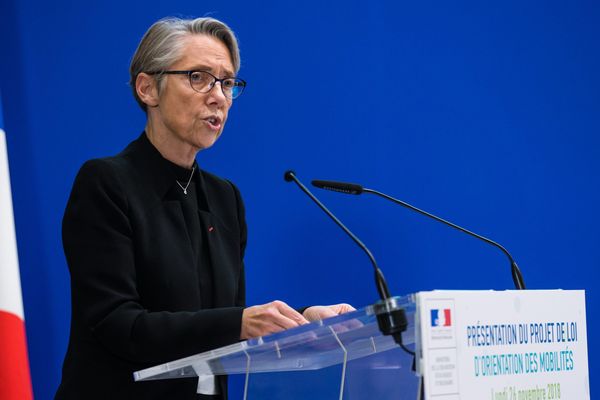 Conférence de presse de présentation du projet de loi d orientation des mobilités, au Ministère de la Transition écologique et solidaire. En présence de Elisabeth Borne.