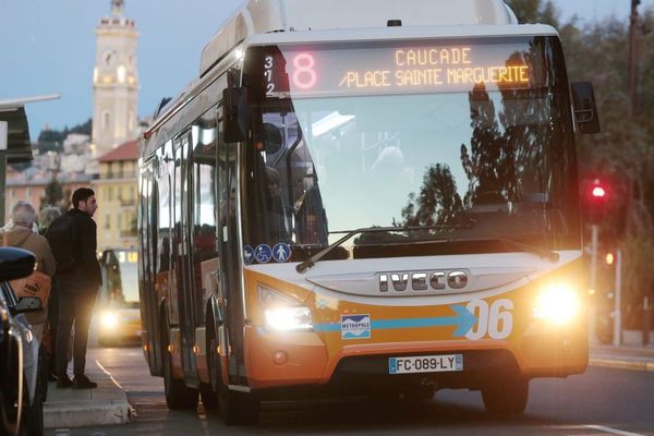 Les transports en commun seront fortement perturbés sur la Côte d'Azur. 