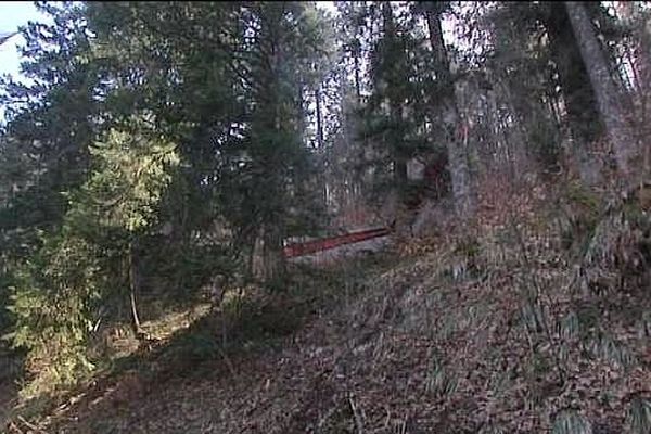 Mardi  à 19 heures 45, un accident mortel de deltaplane s'est produit à Métabief le long d'un chemin forestier conduisant au sommet du Morond. Le pilote, âgé de 26 ans, demeurant à Riec sur Belon (29) était expérimenté et il pratiquait ce sport en compétition.