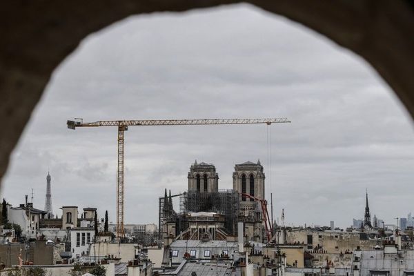 Le chantier de la cathédrale Notre-Dame à l'arrêt pour une durée indéterminée.