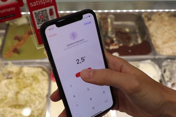 Lancée il y a moins de 10 ans, la start-up italienne créatrice de l'appli Satispay compte désormais près de 3 millions et demi de clients en Italie, mais aussi au Luxembourg, en Allemagne et depuis la fin 2022...en France aussi