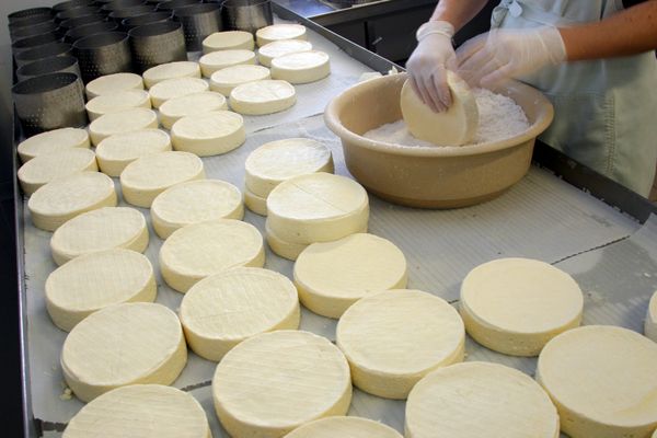 Un supermarché du Bas-Rhin fait l'objet d'un rappel de Munster pour présence de Listeria.