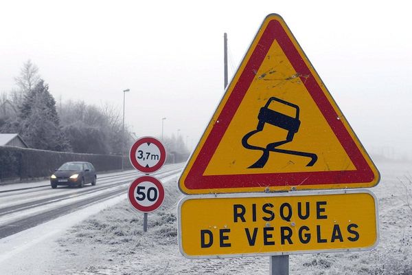 Il y aura du verglas sur les routes de Bretagne ce 30 décembre