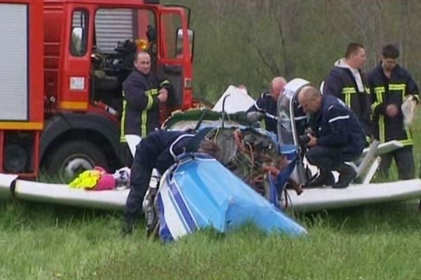 L'avion s'est écrasé dans un champ à Dreuilhe près de Lavelanet en Ariège