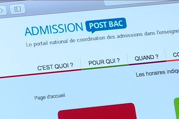 La dernière phase d'admission post-bac sur internet a lieu jeudi 13 juillet. 