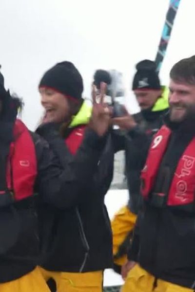 Les quatre équipiers qui monteront à bord avec Armel Le Cléac'h pour porter la flamme olympique de Brest aux Antilles