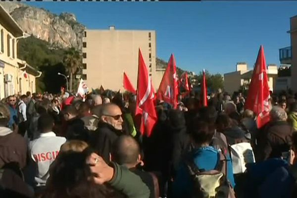 Le rendez-vous était donné devant la gare en début d'après-midi.