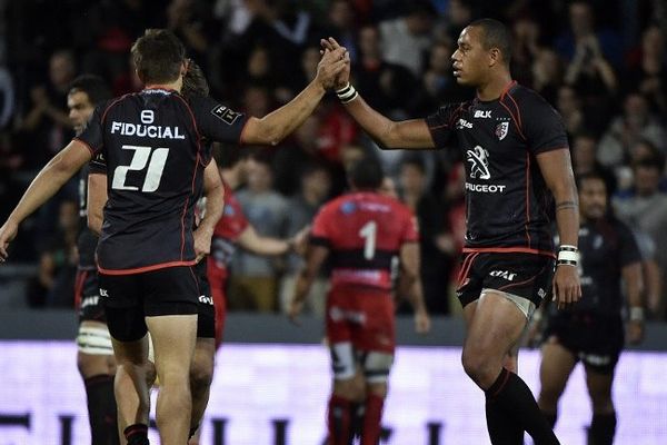 Gaël Fickou (à droite) auteur du premier essai contre Toulon. 