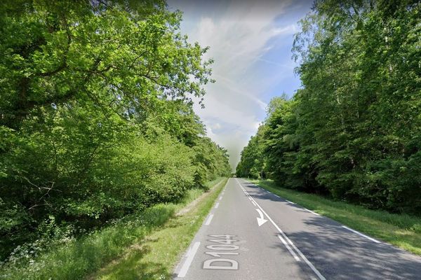 L'accident a eu lieu sur la D1044 au niveau de Laon sur l'axe entre Saint-Quentin et Reims