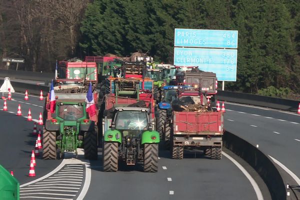 Les agriculteurs corréziens comptent bien poursuivre leur mobilisation sur l'A20.