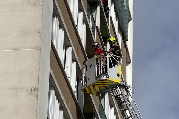 Un incendie s'est déclaré dans un immeuble du quartier de la Bastide à Limoges