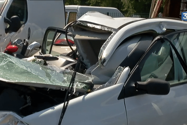 Au volant de cette voiture, un jeune conducteur mortellement blessé sur les routes de Loire-Atlantique au début de cet été.