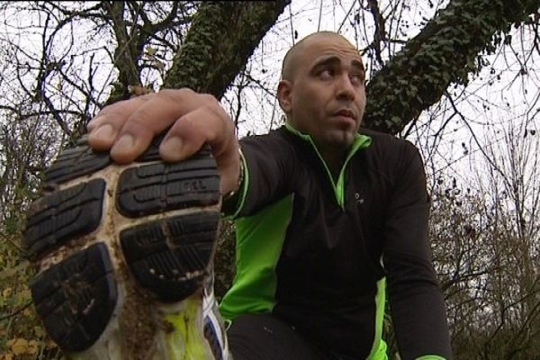 Kader Boujnane, à l'entraînement avant le départ de son périple de Marseille à Besançon