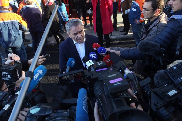 Xavier Bertrand voit sa cote monter en flèche.