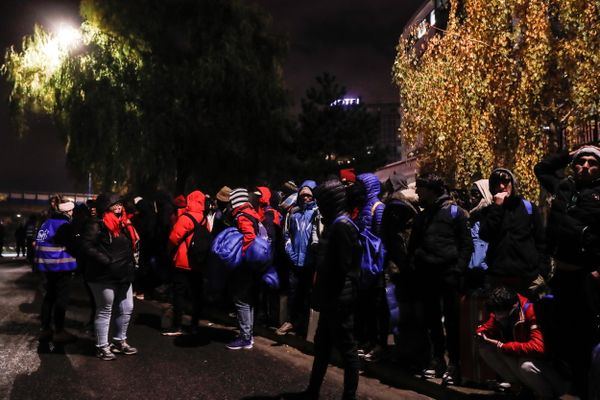 Les personnes exilées ont été évacuées dès 7h30 ce mardi matin, à Thiais. (Illustration)