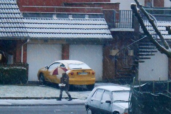 Neige à Aulnoye-Aymeries ce samedi matin.