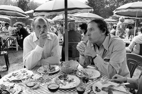 Pierre Tchernia et Roger Borniche à Deauville en 1976.