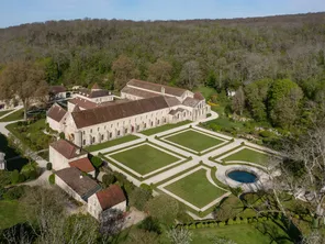 L'abbaye de Fontenay est un site emblématique du patrimoine bourguignon.