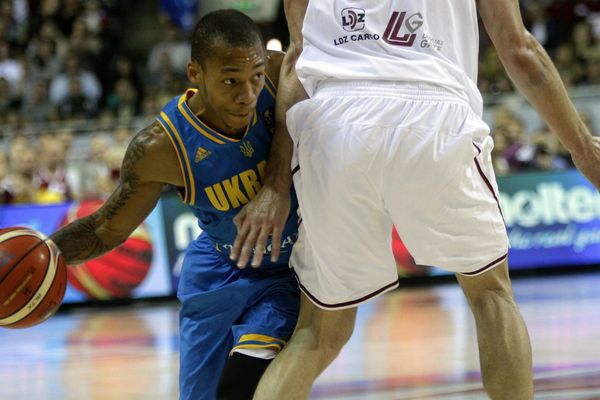 Jérôme Randle a remplacé en équipe d'Ukraine un certain Pooh Jeter.