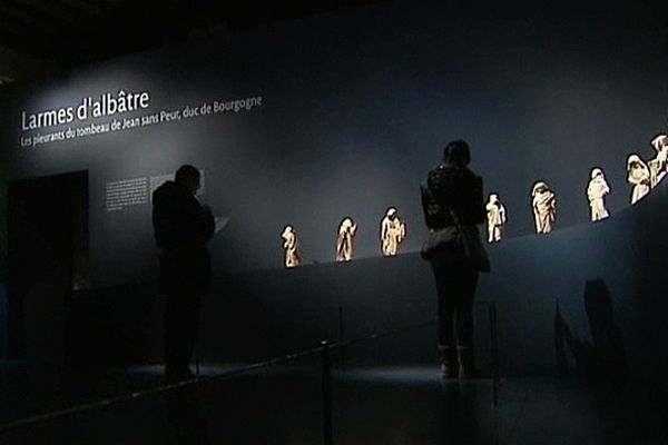 les Pleurants du tombeau de Jean sans Peur, duc de Bourgogne, sont exposés au musée de Cluny, à Paris, du mercredi 27 février au lundi 3 juin 2013.