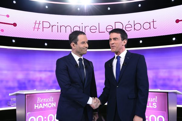 Les deux finalistes de la primaire se sont affrontés sur le plateau de France 2, mercredi soir, ultime chance de mobiliser les électeurs avant le second tour du scrutin, dimanche.