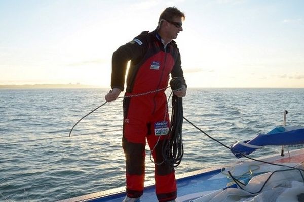 Jean-Pierre Dick (Virbac-Paprec 3) est passé en tête du Vendée Globe ce samedi matin.