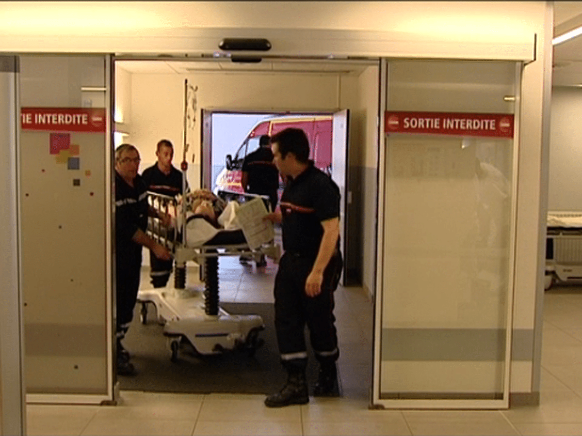 La Violence A L Hopital Reportage Au Coeur Des Urgences De Rennes