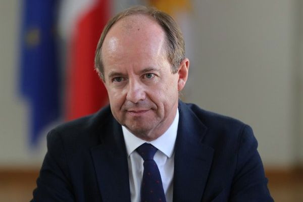 Le ministre de la Justice Jean-Jacques Urvoas devrait sur rendre lundi 5 septembre en Corse.