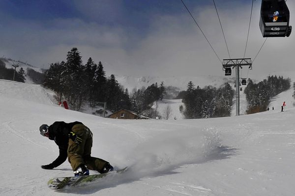 Lioran, Super-Besse et Mont-Dore : 80 à 90 centimètres de neige en bas des pistes et 1m10 à 1m80 en haut. 