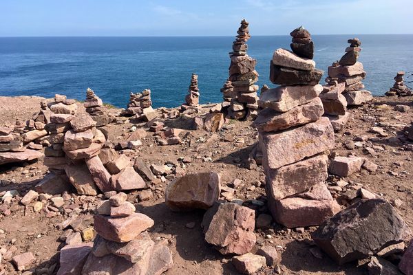 Cairns au Cap Fréhel