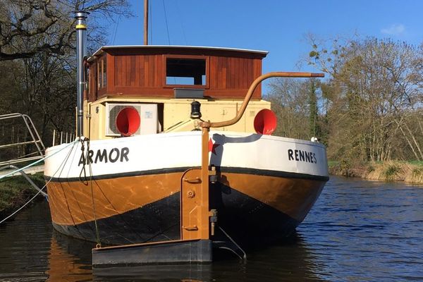 L'Armor, une péniche pour passer une nuit insolite