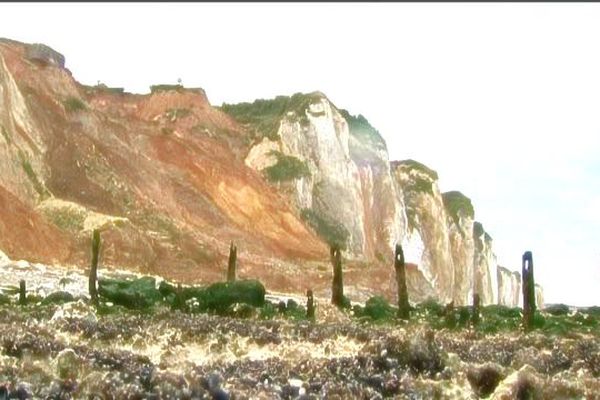 L'éboulement de falaise en 2012 à Pourville-sur-Mer