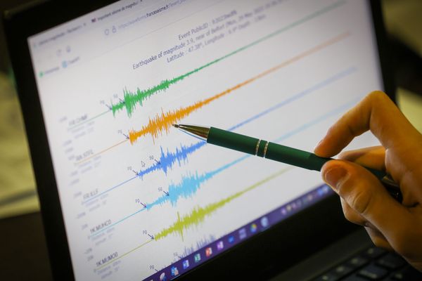 Un séisme d'une magnitude de 4.7 a frappé la région de Bagnères-de-Bigorre, en France, le 21 mai 2024 aux alentours de 11h20.