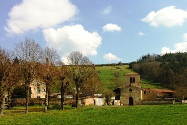 Le village de Saint Jean en Val dans le Puy-de-Dôme se retrouve sans maire et sans conseil municipal, tous les élus ont démissionné après le premier tour des élections.