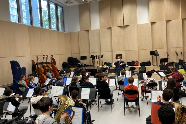 La classe à horaires aménagés musique d'Hugo Crognier en répétition au Conservatoire du Blosne, à Rennes.