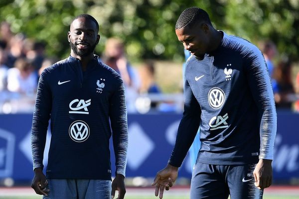 Jonathan Ikoné et Mike Maignan (LOSC), le 2 septembre 2019 à Clairefontaine.